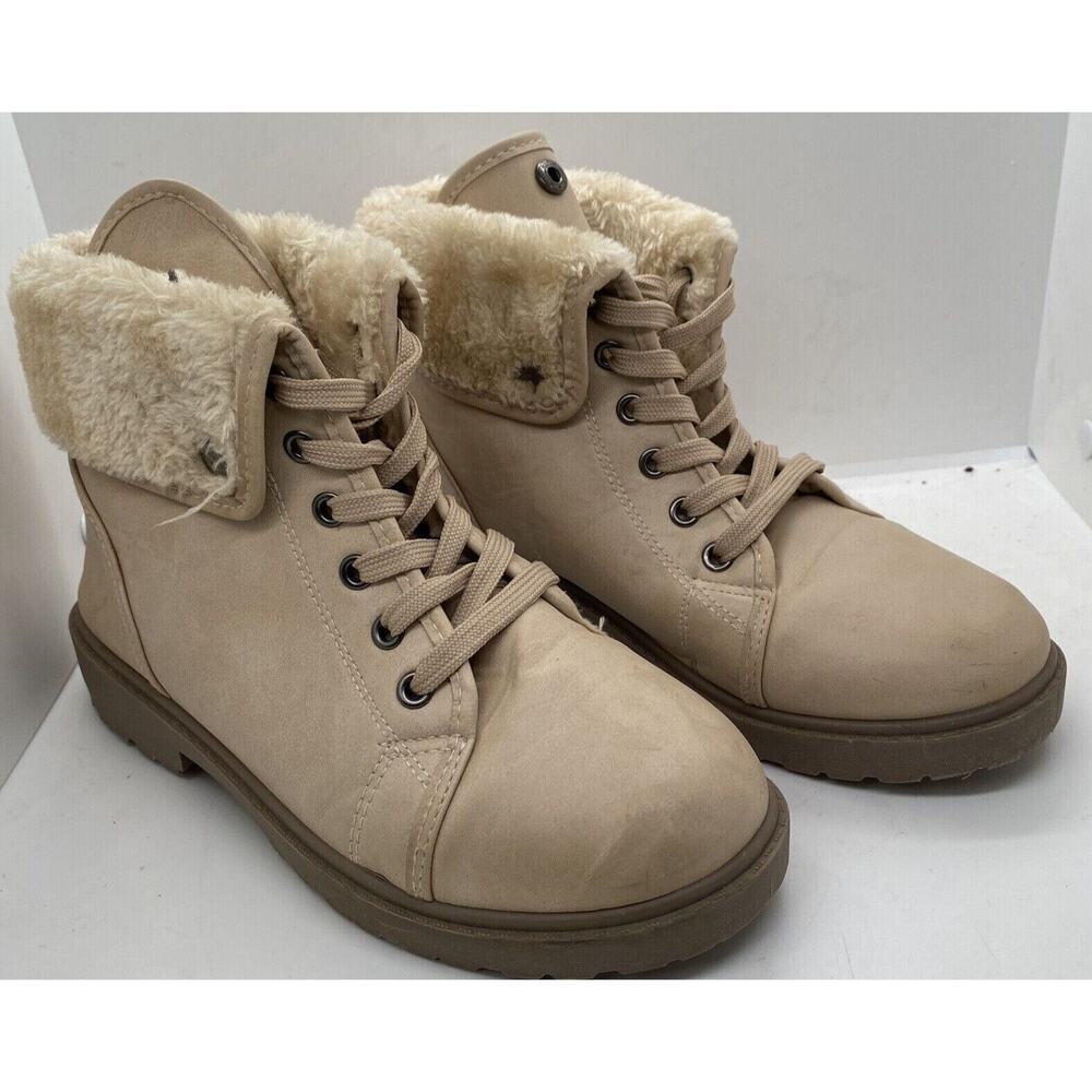 Olivia Miller Beige Lace Up Round Toe Faux Fur Lined Ankle Boots Women’s 7